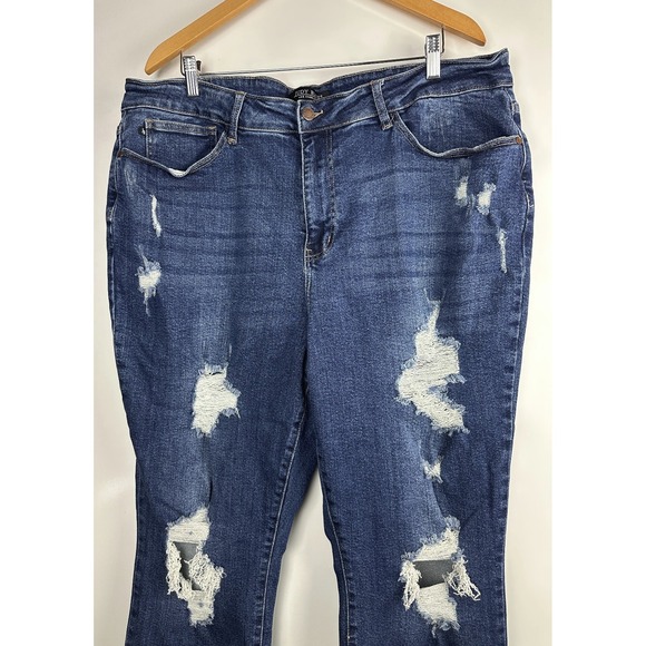 Judy Blue High Rise Destroyed Distressed Boyfriend Jeans Women's Plus Size 22W - Picture 3 of 11